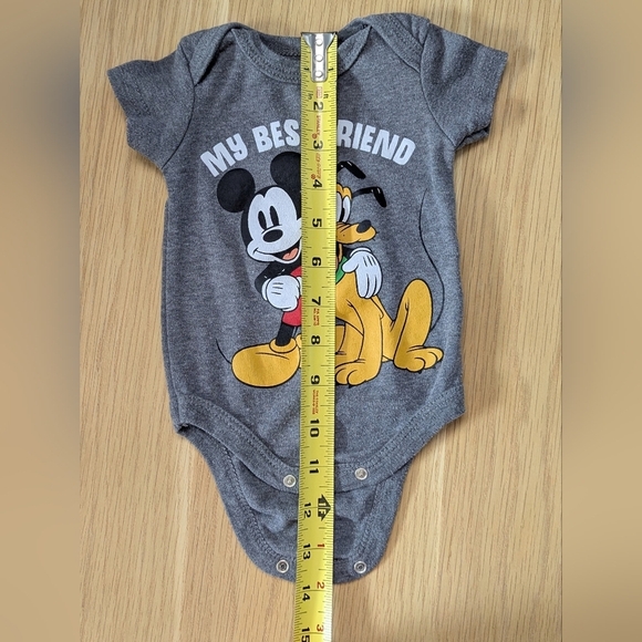 Disney Baby (0 to 3 months) Unisex Onesie Mickey Mouse and Pluto - Picture 11 of 12